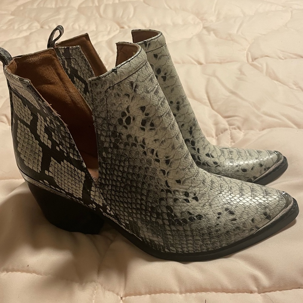 8.5 sold out Jeffrey Campbell snake skin boots - worn twice. EUC